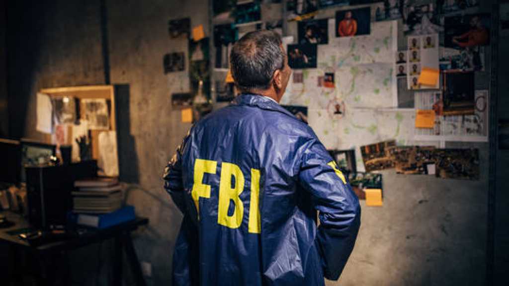 US: Police No Longer Trust FBI