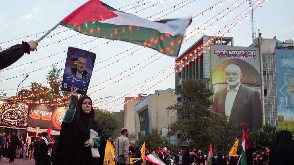 Photo Report: Iranians Vow To Avenge Martyr Hanyieh’s Blood 