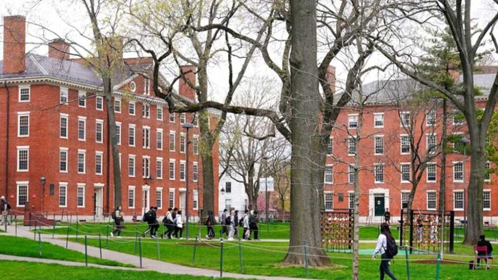 After Trump’s Harvard Ban, China Invites Students with Offers