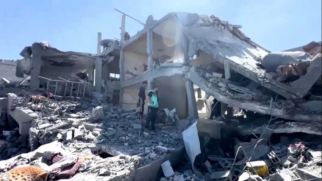 Total Collapse: “Israel” Enforces Evacuation of Last Operating Hospital in North Gaza