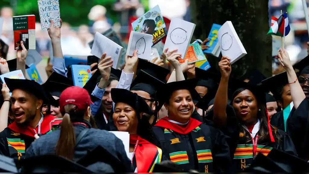  Trump Suspends Harvard’s Foreign Student Visas
