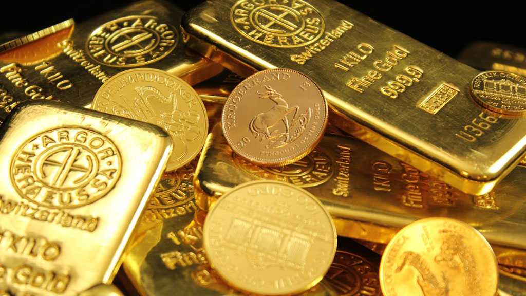 Gold Hits Nearly Two-Month High as Middle East Tensions Spur Safe-Haven Demand