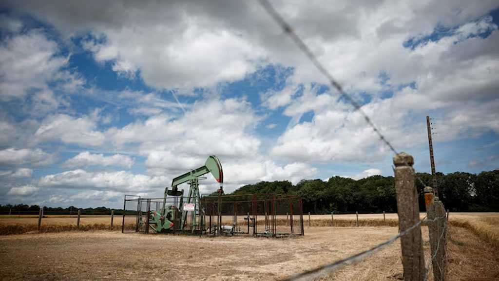 Oil Prices Climb Amid “Israeli” Attacks on Iran, Market Fears Persist