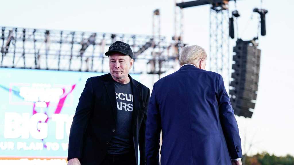 Trump, Musk Allies Fight for Control of DOGE