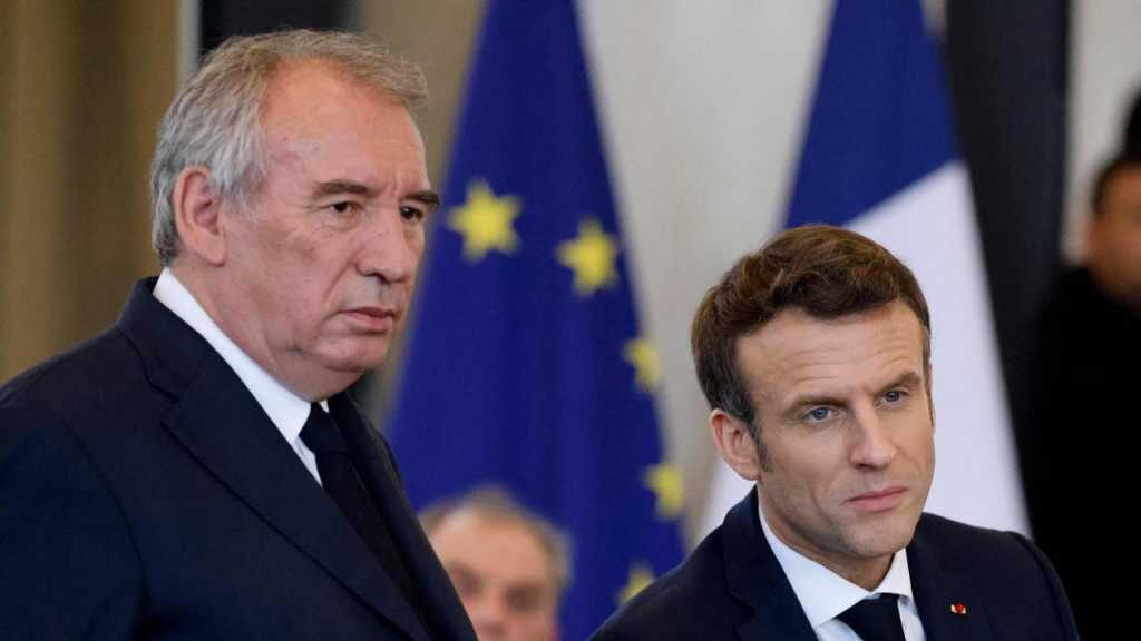 France Faces New Political Crisis: PM Expected to Lose Confidence Vote