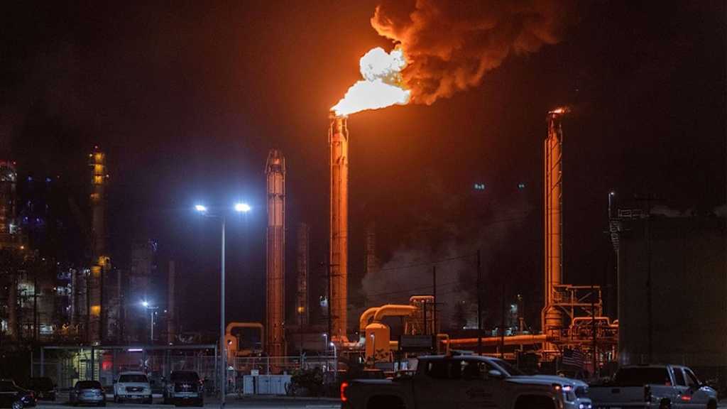 Amnesty Report: Two Billion People Live Near Fossil Fuel Sites, Facing Severe Health and Environmental Risks