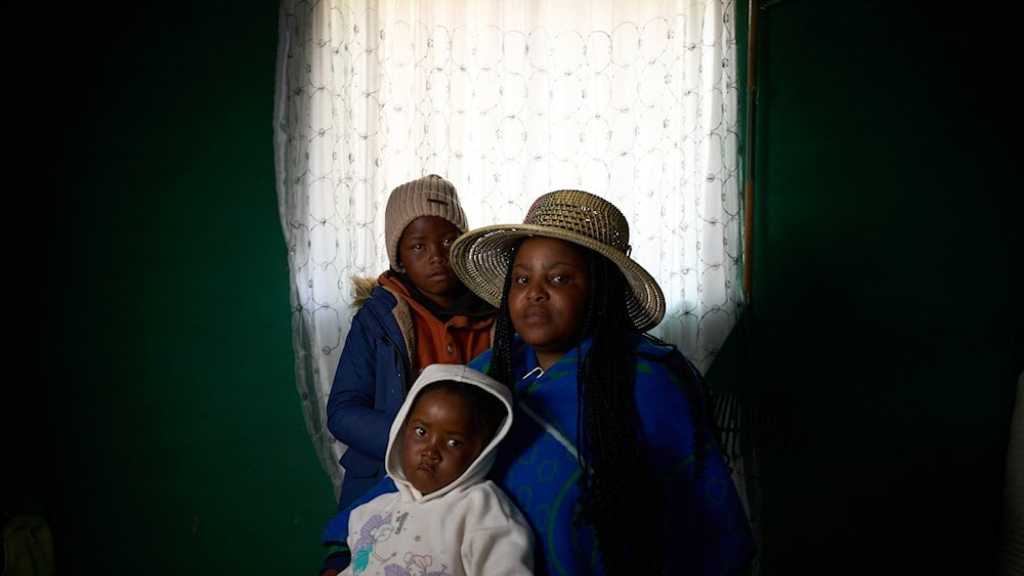 Sub-Saharan Africa: Major Aid Cuts Endanger HIV Efforts