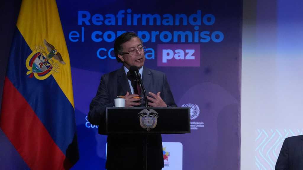 Colombian President to Take up Arms if US Attacks