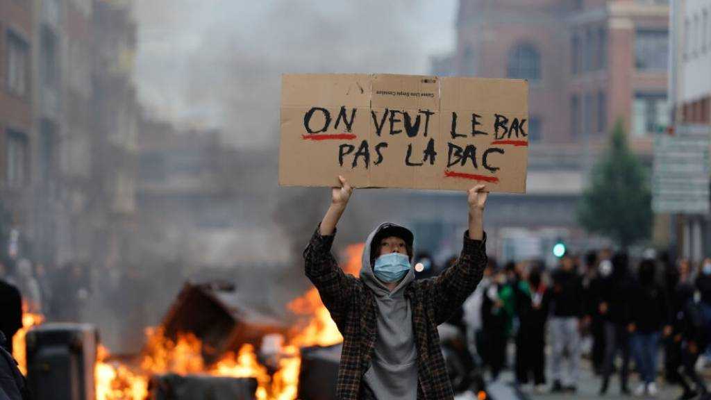 France School Protests Spread: Crisis Meeting to Be Held, Education Online 