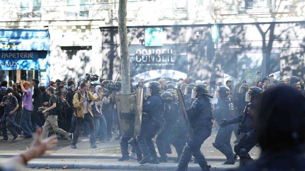 France: Tear Gas, Mass Arrests As Classes Halted over Student Protests