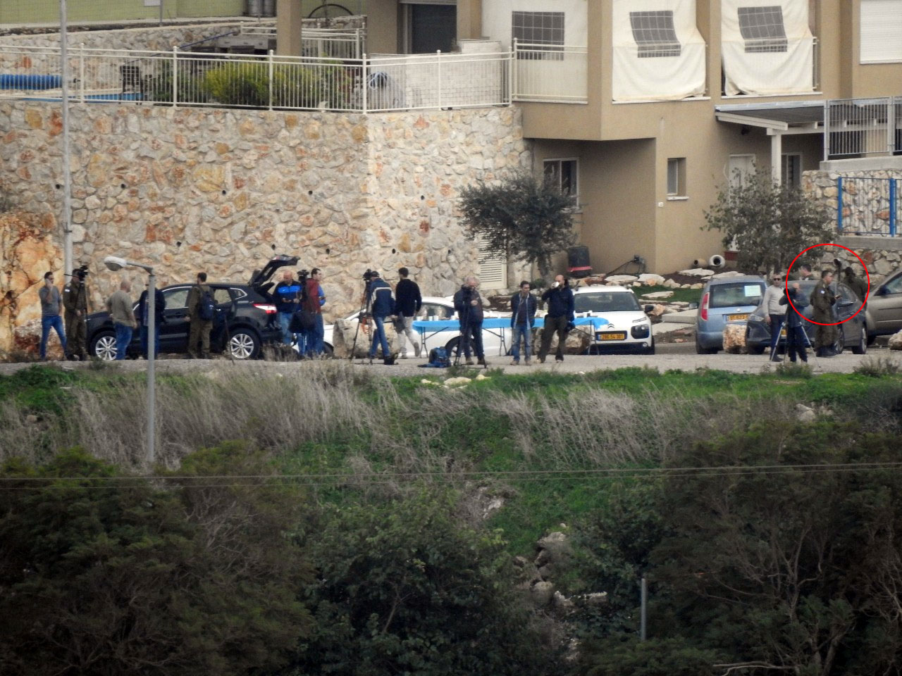 The Enemy Threatening from behind the Wall for 20 Days… Remains behind It! [PHOTOS]