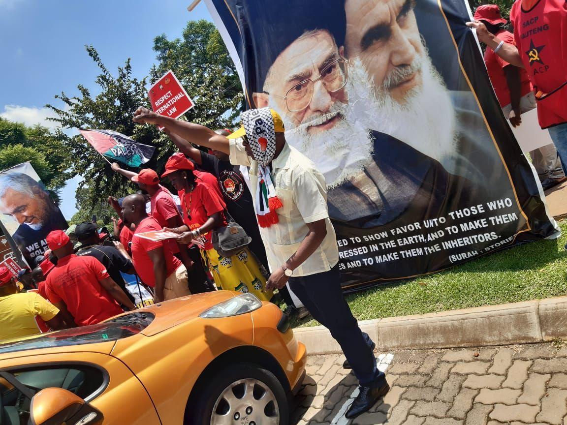 Rally in Front of US Embassy in South Africa against Soleimani’s Assassination