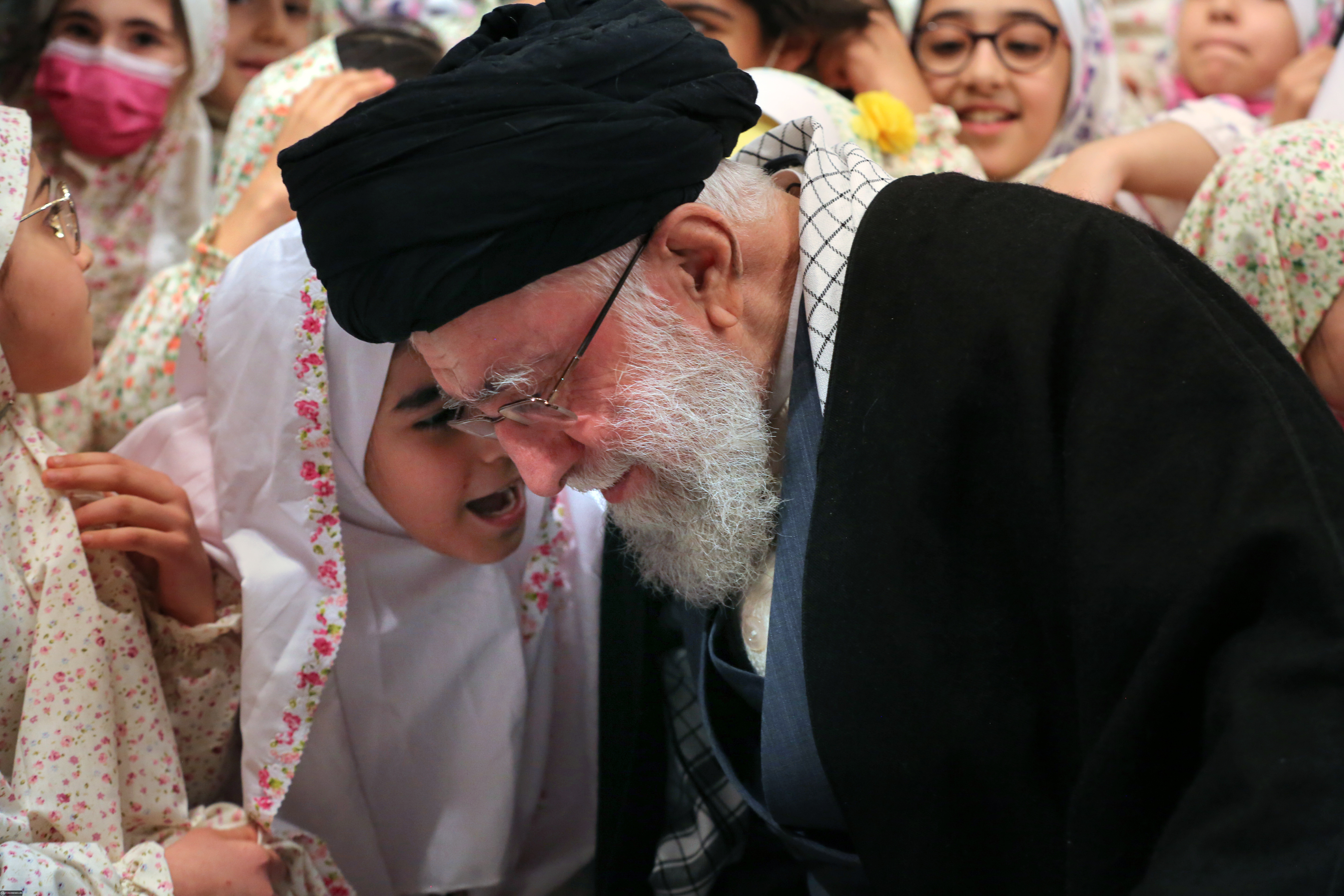 Imam Khamenei To Young Girls: Study for Iran’s Progress, Try to Be One of The Outstanding Women [Photos]