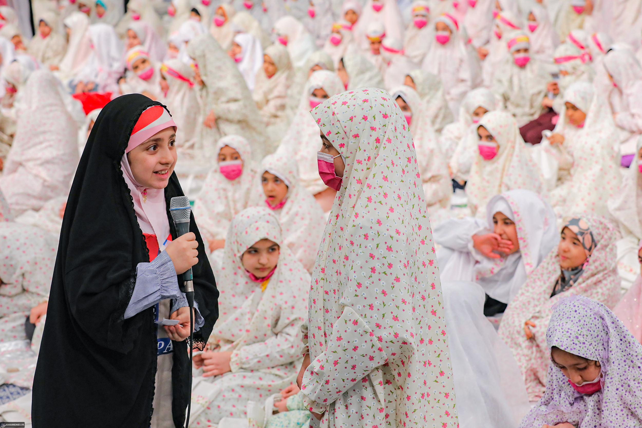 Imam Khamenei To Young Girls: Study for Iran’s Progress, Try to Be One of The Outstanding Women [Photos]