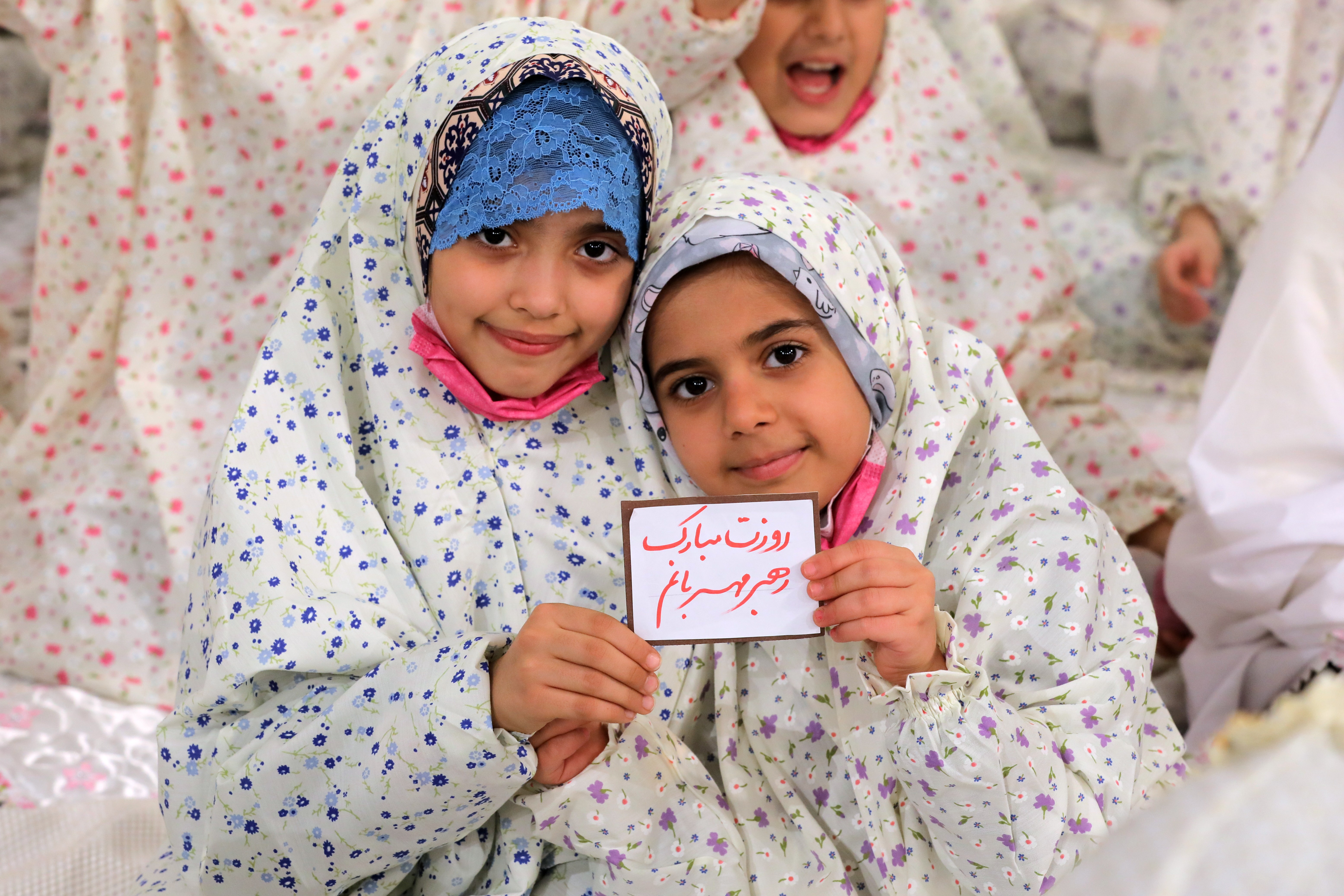 Imam Khamenei To Young Girls: Study for Iran’s Progress, Try to Be One of The Outstanding Women [Photos]