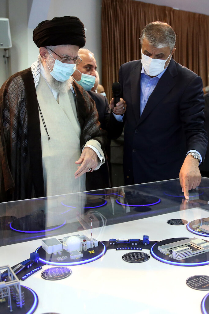 Imam Khamenei Visits Exhibition of Achievements in Iran’s Nuclear Industry